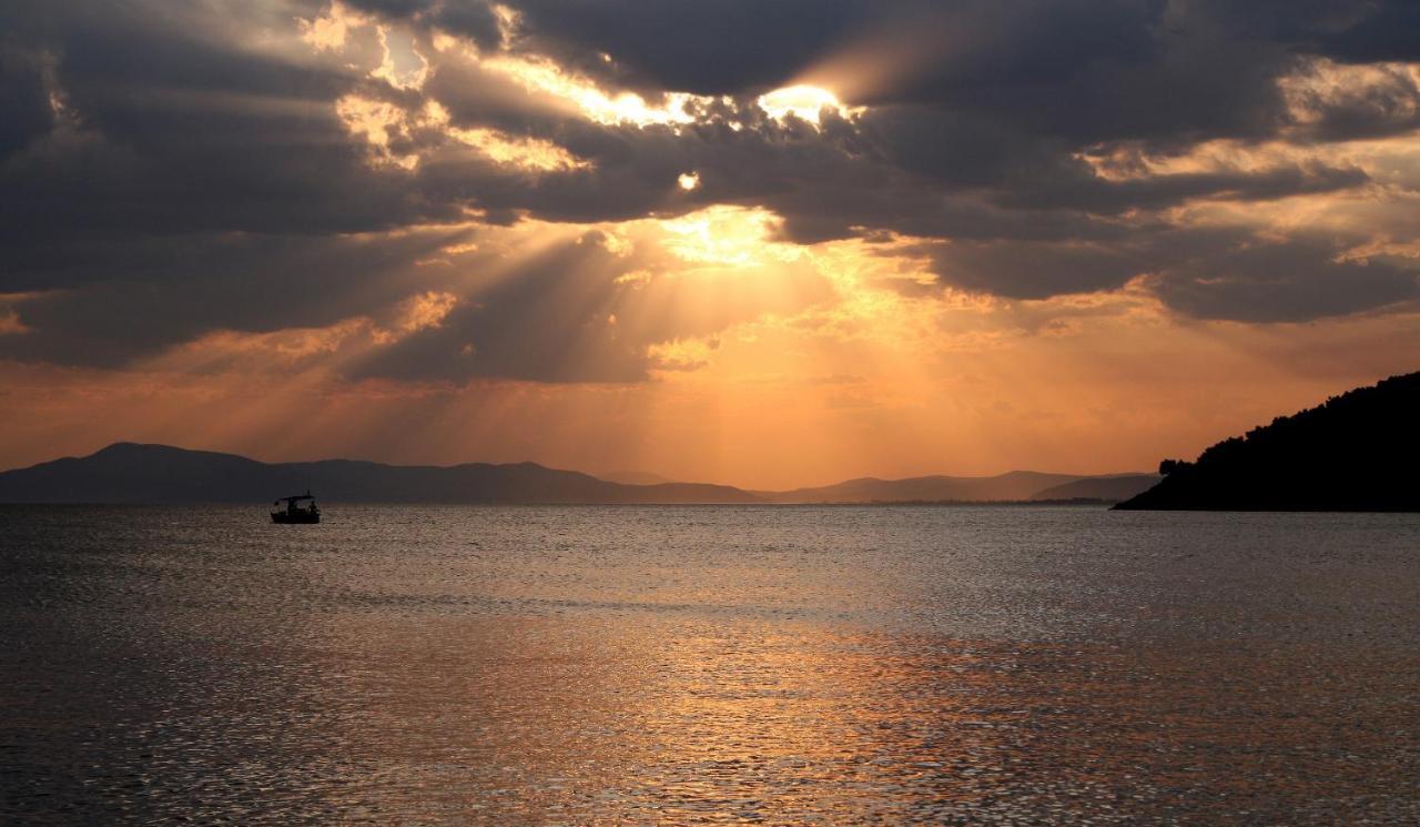 Razi Beach Λεφόκαστρο Εξωτερικό φωτογραφία
